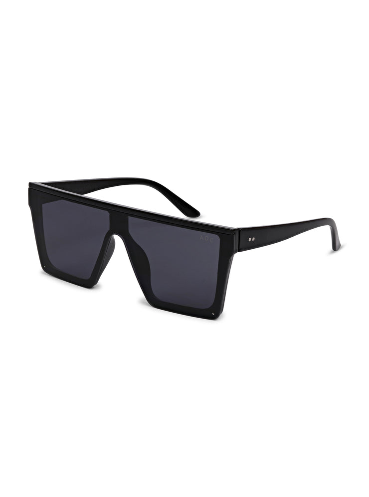 Oversized Black Visor Sunglasses